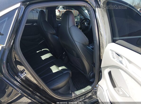 WUABWGFF8J1900171 2018 AUDI RS3 Black Вид наклейки з VIN-кодом