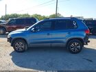 2017 Volkswagen Tiguan 2.0t/2.0t S Синий vin: WVGAV7AX2HK036942