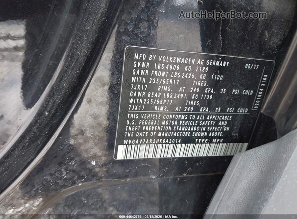 WVGAV7AX2HK042014 2017 VOLKSWAGEN TIGUAN Black Widok komory silnika