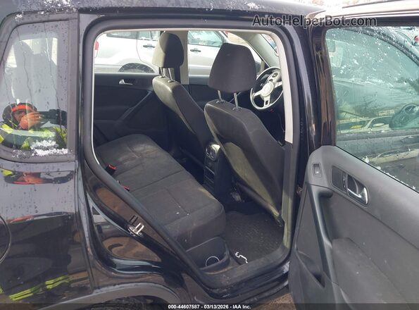 WVGAV7AX2JK001596 2018 VOLKSWAGEN TIGUAN Черный Вид наклейки с VIN-кодом