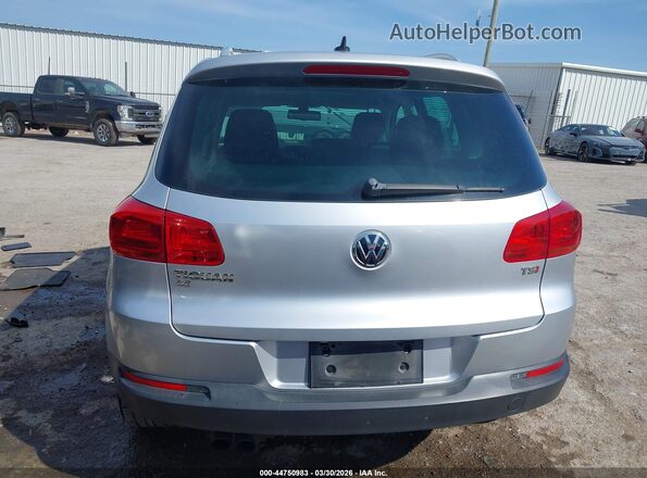 WVGAV7AX4GW560343 2016 VOLKSWAGEN TIGUAN Серый 