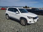 2016 Volkswagen Tiguan S Белый vin: WVGAV7AX7GW613214