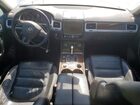 2016 Volkswagen Touareg Sport Серебряный vin: WVGEF9BP7GD001843