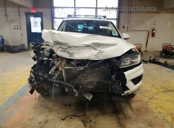 WVGEF9BP7GD012700 2016 VOLKSWAGEN TOUAREG Белый Вид спереди