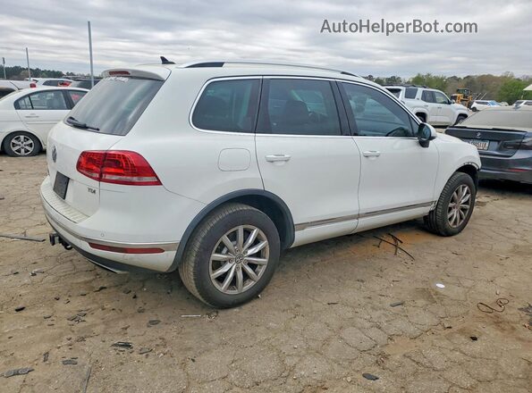 WVGEP9BP6GD002883 2016 VOLKSWAGEN TOUAREG Белый Передняя правая четверть