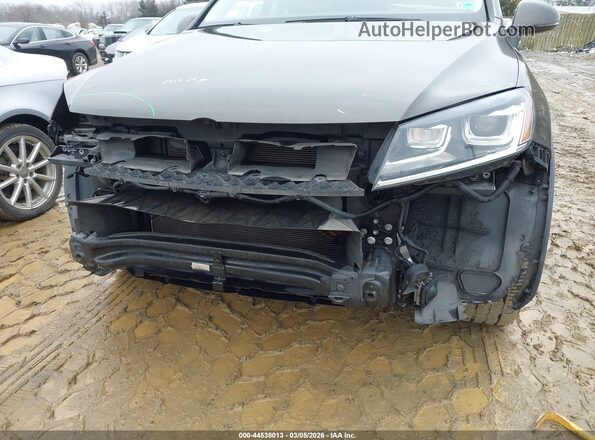 WVGGF7BP7HD005888 2017 VOLKSWAGEN TOUAREG Серый Вид спереди