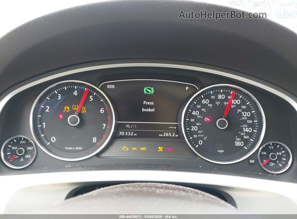 WVGGF7BP7HD005888 2017 VOLKSWAGEN TOUAREG Серый Вид задних сидений