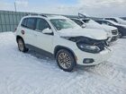 2016 Volkswagen Tiguan Comfortline Белый vin: WVGJV7AX5GW592766
