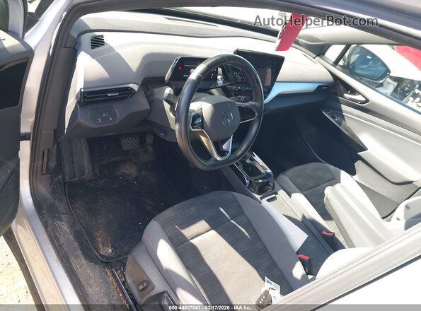 WVGRMPE27NP061693 2022 VOLKSWAGEN ID.4 Серебряный Вид салона спереди
