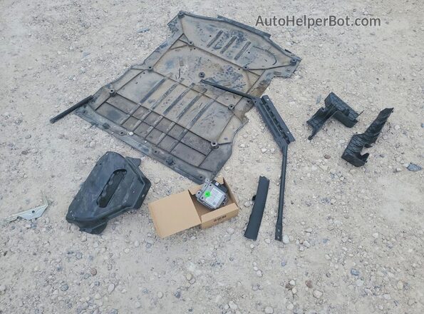 WVGRMPE28MP023386 2021 VOLKSWAGEN ID.4 Белый Вид подкапотного пространства