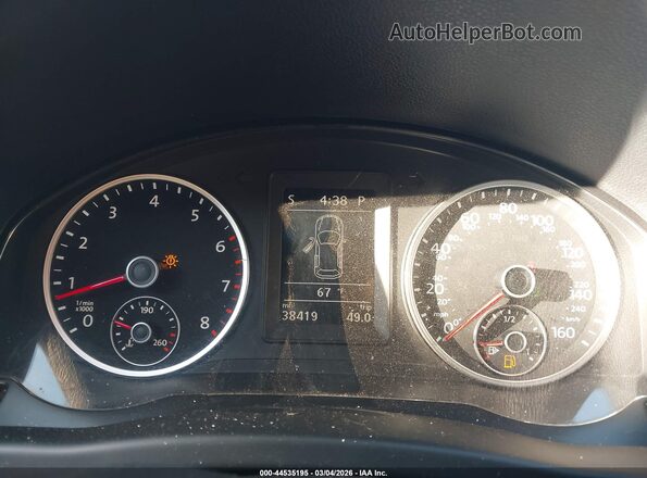 WVGSV7AX9HK021438 2017 VOLKSWAGEN TIGUAN Black Հետևի նստատեղերի տեսք