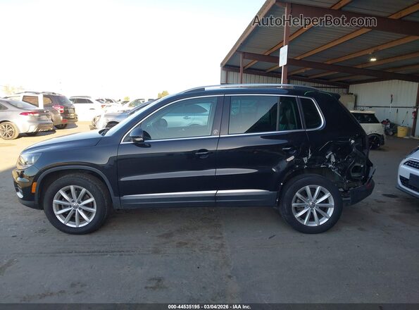 WVGSV7AX9HK021438 2017 VOLKSWAGEN TIGUAN Black 
