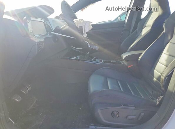 WVWFB7CD1RW129273 2024 VOLKSWAGEN GOLF Белый Вид салона спереди