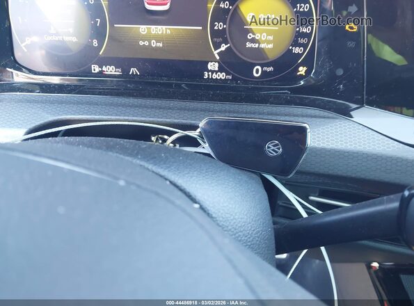WVWHA7CD9PW124640 2023 VOLKSWAGEN GOLF Красный Вид панели приборов