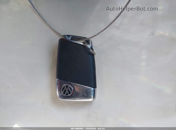 WVWHR7AN0LE014709 2020 VOLKSWAGEN ARTEON Черный Вид панели приборов