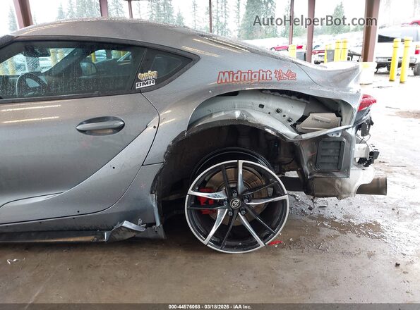 WZ1DB0C01MW042205 2021 TOYOTA GR SUPRA Silver Widok z przodu