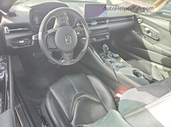 WZ1DB0C02NW046670 2022 TOYOTA GR Черный Вид панели приборов