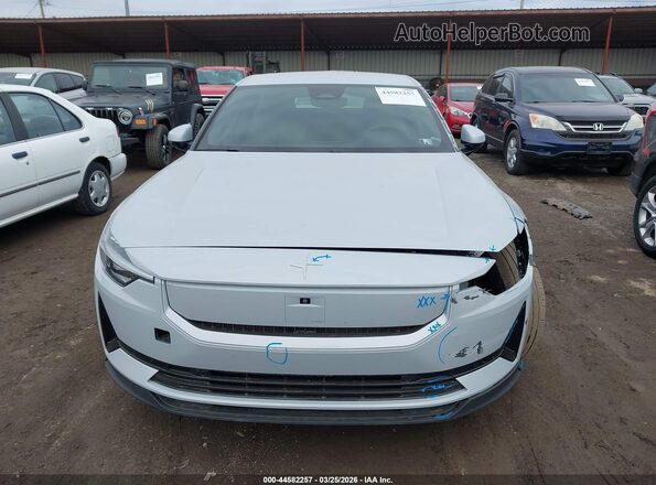 YSMFE3KAXRL214772 2024 POLESTAR 2 Silver Widok wnętrza z tyłu