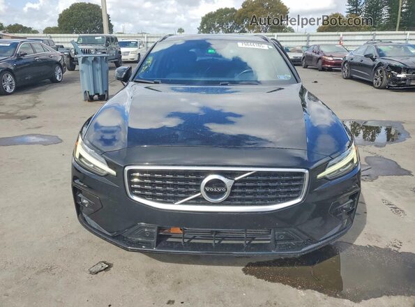 YV1102EM7L2393851 2020 VOLVO V60 Black Front view