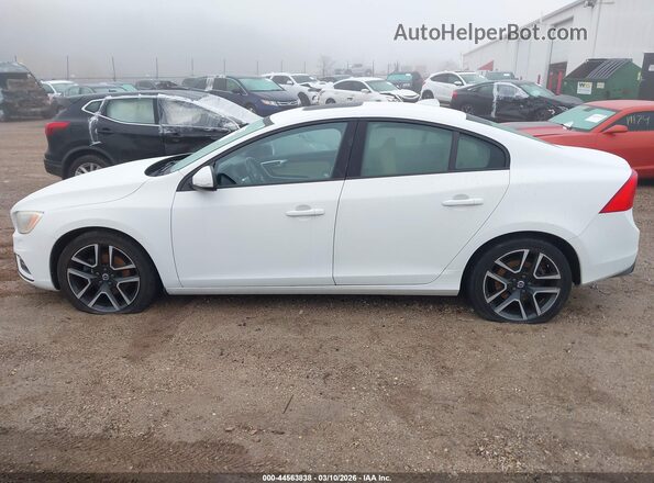 YV126MFL0H2422876 2017 VOLVO S60 Белый Панорамный вид салона 360°