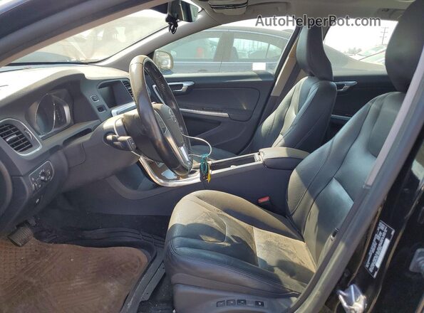 YV140MEK5H1333846 2017 VOLVO V60 Синий Вид салона спереди