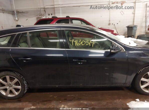 YV140MEKXG1302669 2016 VOLVO V60 Синий Вид задней части салона
