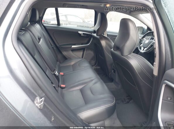 YV140MEL3J2379085 2018 VOLVO V60 Синий Вид наклейки с VIN-кодом