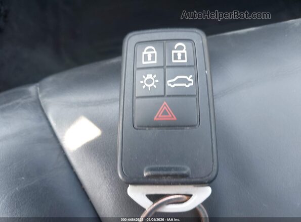 YV149MSS3H1333984 2017 VOLVO V60 White Widok deski rozdzielczej