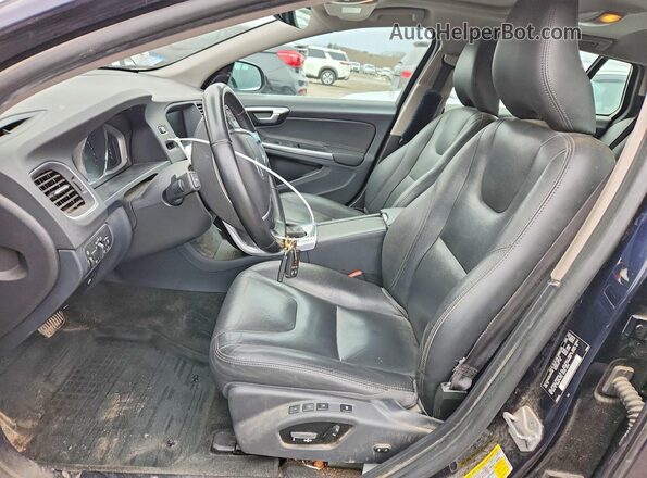 YV1612SK5G1307096 2016 VOLVO V60 Синий Вид салона спереди