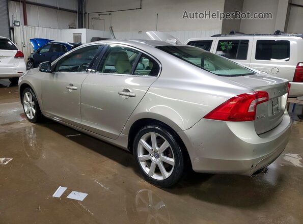 YV1612TK6G2391311 2016 VOLVO S60 Бежевый Задняя левая четверть