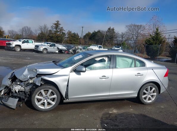 YV1612TK6G2413503 2016 VOLVO S60 Серебряный Панорамный вид салона 360°