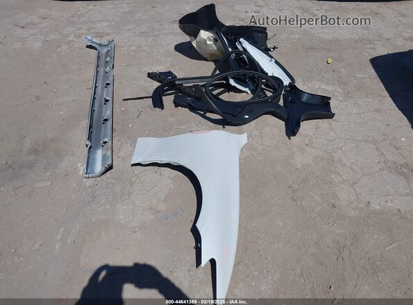 YV1H60EP2R1620552 2024 VOLVO V60 White Vista del cuadro de instrumentos