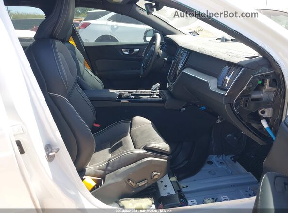 YV1H60EP2R1620552 2024 VOLVO V60 White Vista interior delantera