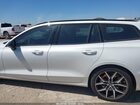 2024 Volvo V60 Recharge Plug-in Hybrid T8 Polestar Engineered White vin: YV1H60EP2R1620552
