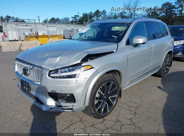 YV4062JF5R1152552 2024 VOLVO XC90 Серебряный Вид спереди