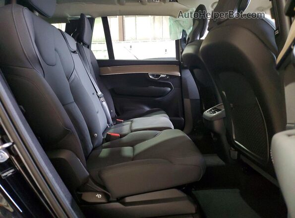 YV4062PB1S1366853 2025 VOLVO XC90 Black უკანა სალონის ხედი