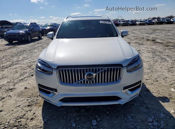 YV4062PF3R1237056 2024 VOLVO XC90 Белый Вид спереди