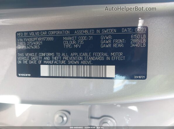YV4062PFXR1173999 2024 VOLVO XC90 Silver Vista del compartimento del motor