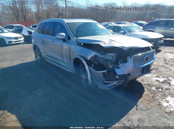 YV4062PFXR1173999 2024 VOLVO XC90 Silver Delantero derecho