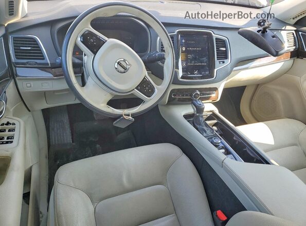 YV4102CK2K1497057 2019 VOLVO XC90 Белый Вид панели приборов
