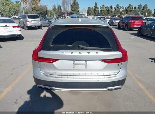 YV4102NK2J1021385 2018 VOLVO V90 CROSS COUNTRY Gray 