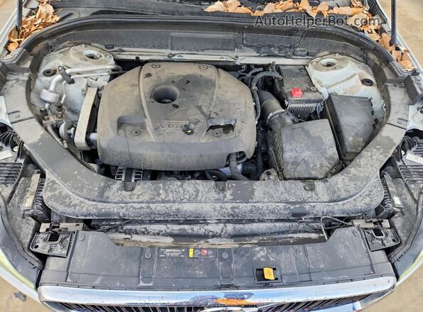 YV4102RK3J1029893 2018 VOLVO XC60 Белый Вид задней части салона