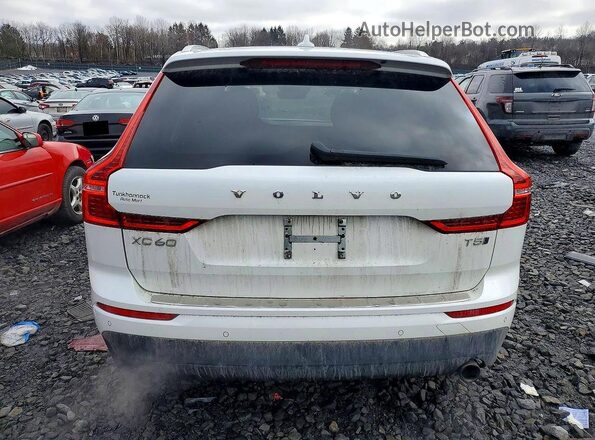 YV4102RK7M1684109 2021 VOLVO XC60 Белый Вид сзади