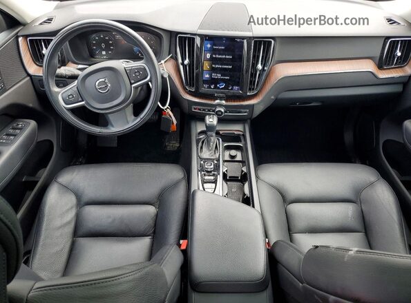 YV4102RK7M1684109 2021 VOLVO XC60 Белый Вид панели приборов