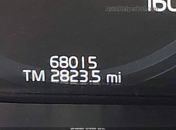 YV4102RL0J1046336 2018 VOLVO XC60 Белый 