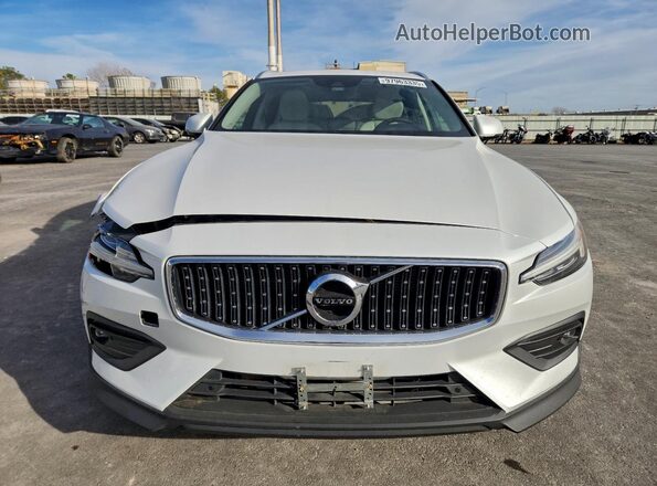 YV4102WK0M1077960 2021 VOLVO V60 White Вид спереду