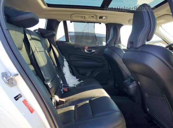 YV4102WK1M1068474 2021 VOLVO V60 White Vista de los asientos traseros