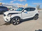 2021 Volvo Xc40 White vin: YV4162UK7M2452304