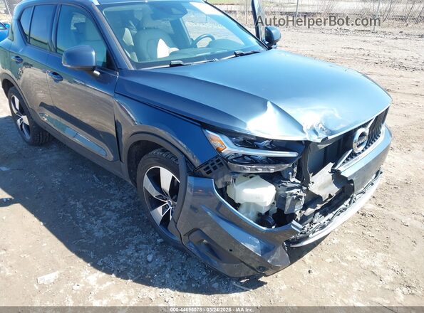 YV4162UKXM2396438 2021 VOLVO XC40 Blue Вид спереду