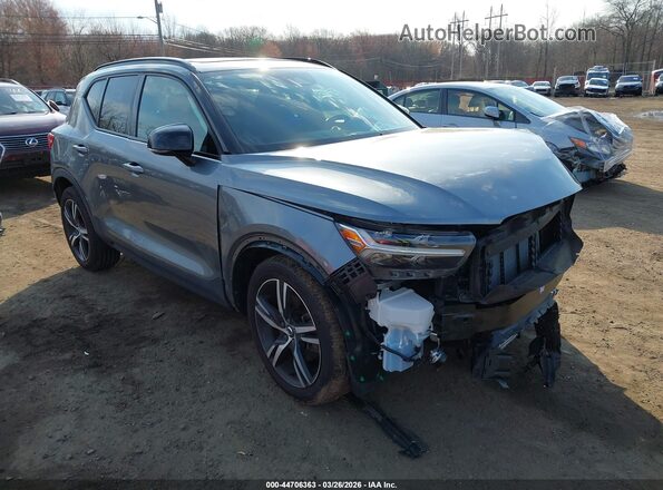 YV4162UM1K2133348 2019 VOLVO XC40 Серый 